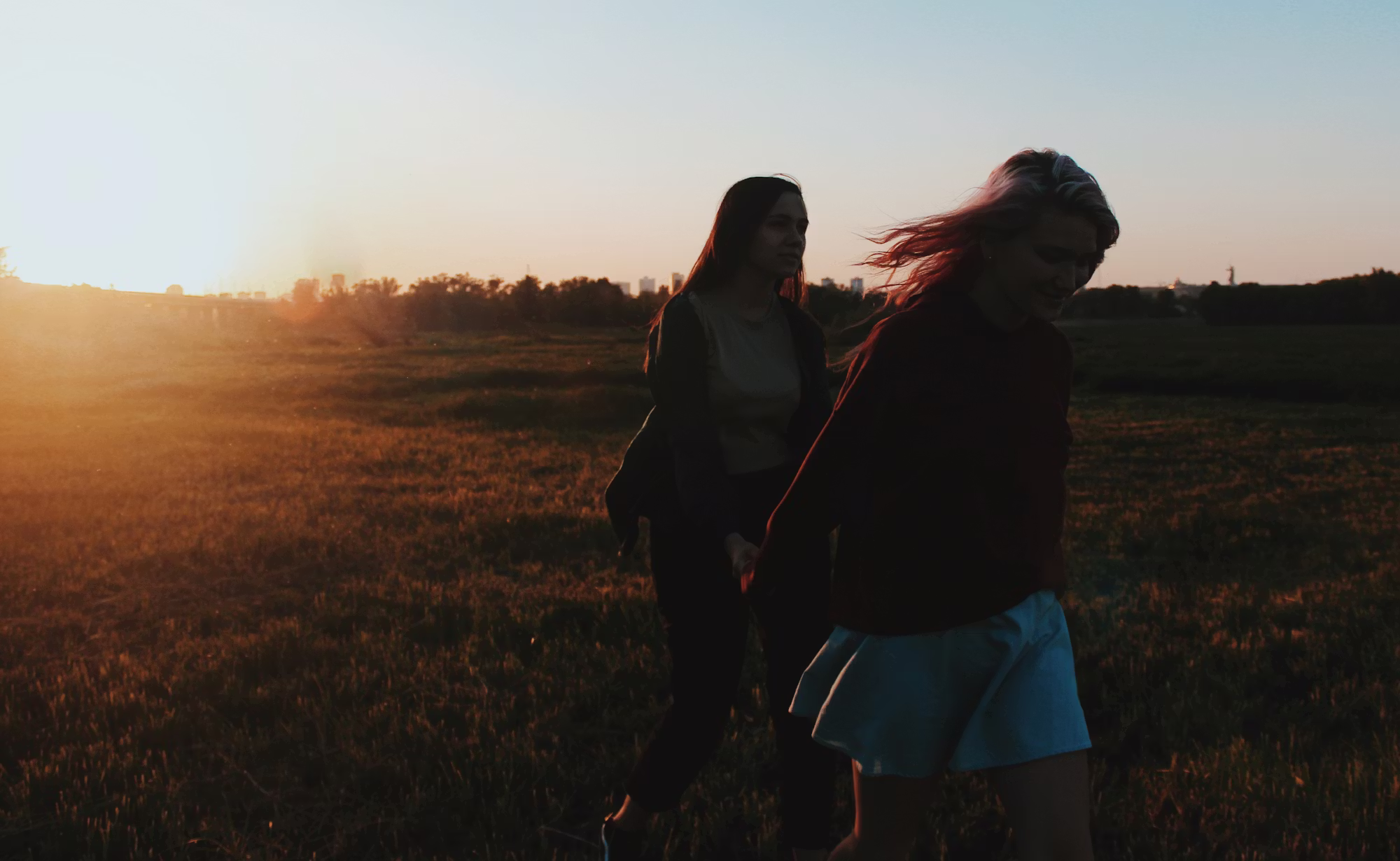 Building Bridges: The Art of Communication in Relationships